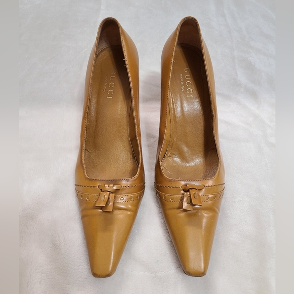Gucci Tan Leather Pumps Size 8.5 - Picture 2 of 12